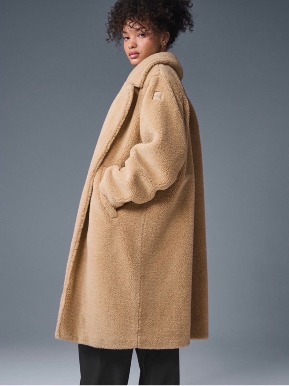 ALO Yoga Teddy Coat Camel Tan Oversized Sherpa Long Jacket - Picture 9 of 16